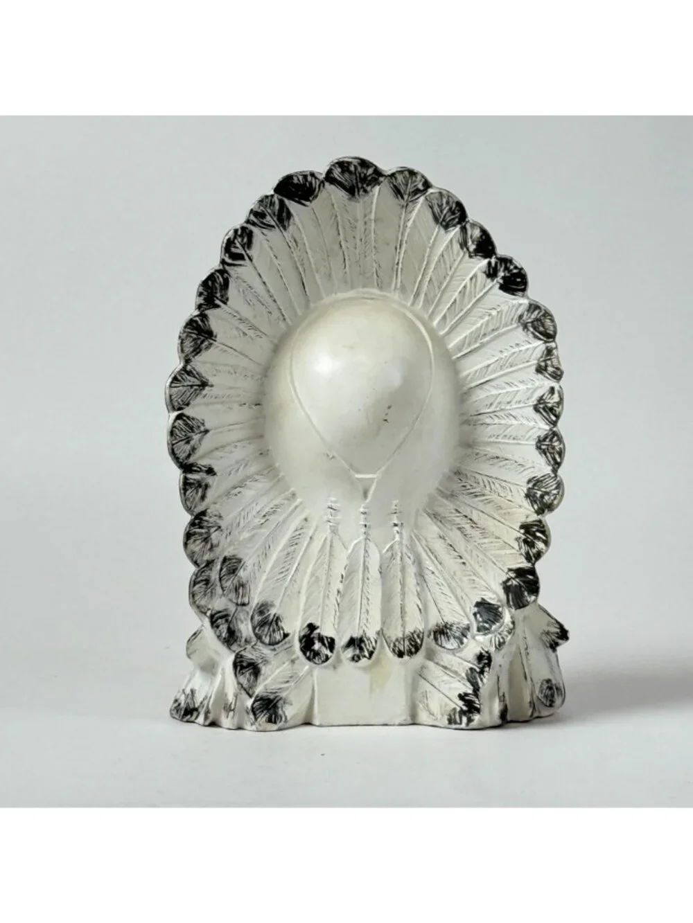 Vintage 1984 Byron Mold Native American Child Bust Headdress Sculpture